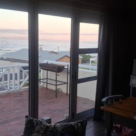 Pik 'N Wyntjie Apartment Gansbaai Luaran gambar