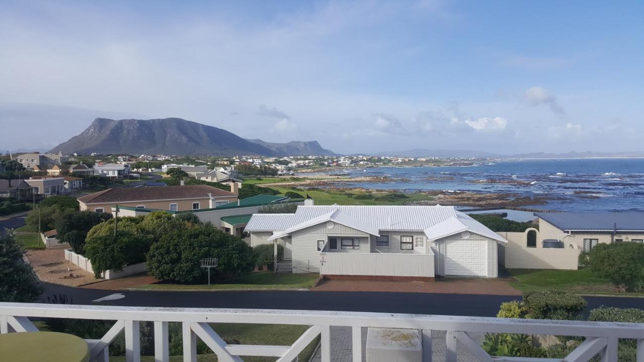 Pik 'N Wyntjie Apartment Gansbaai Luaran gambar
