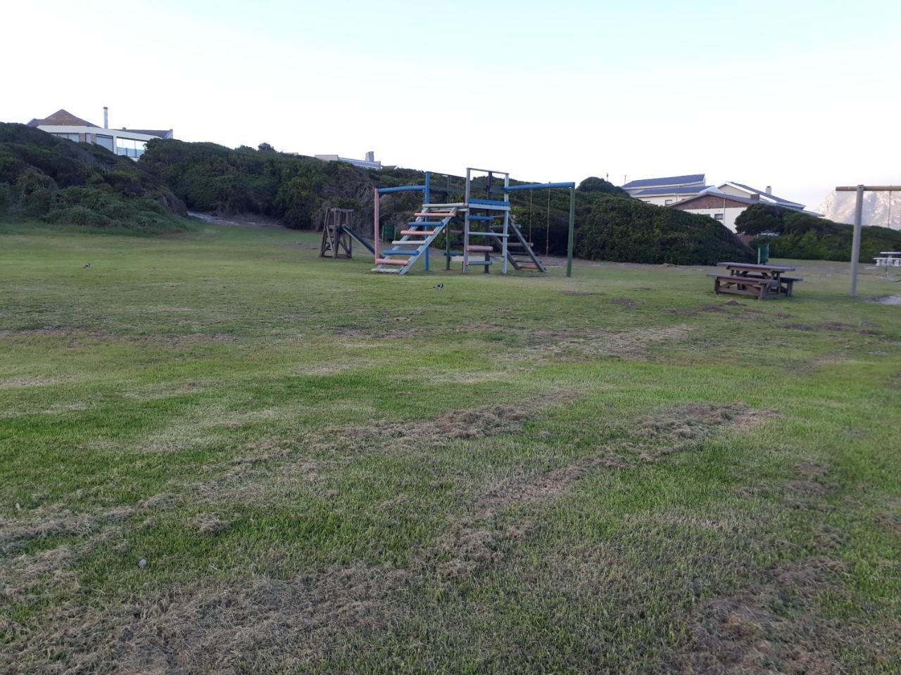 Pik 'N Wyntjie Apartment Gansbaai Luaran gambar