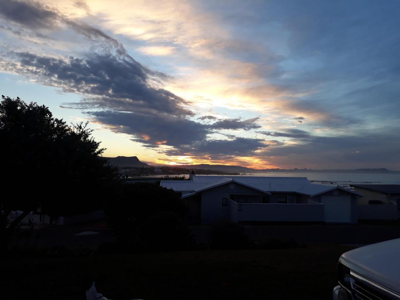 Pik 'N Wyntjie Apartment Gansbaai Luaran gambar